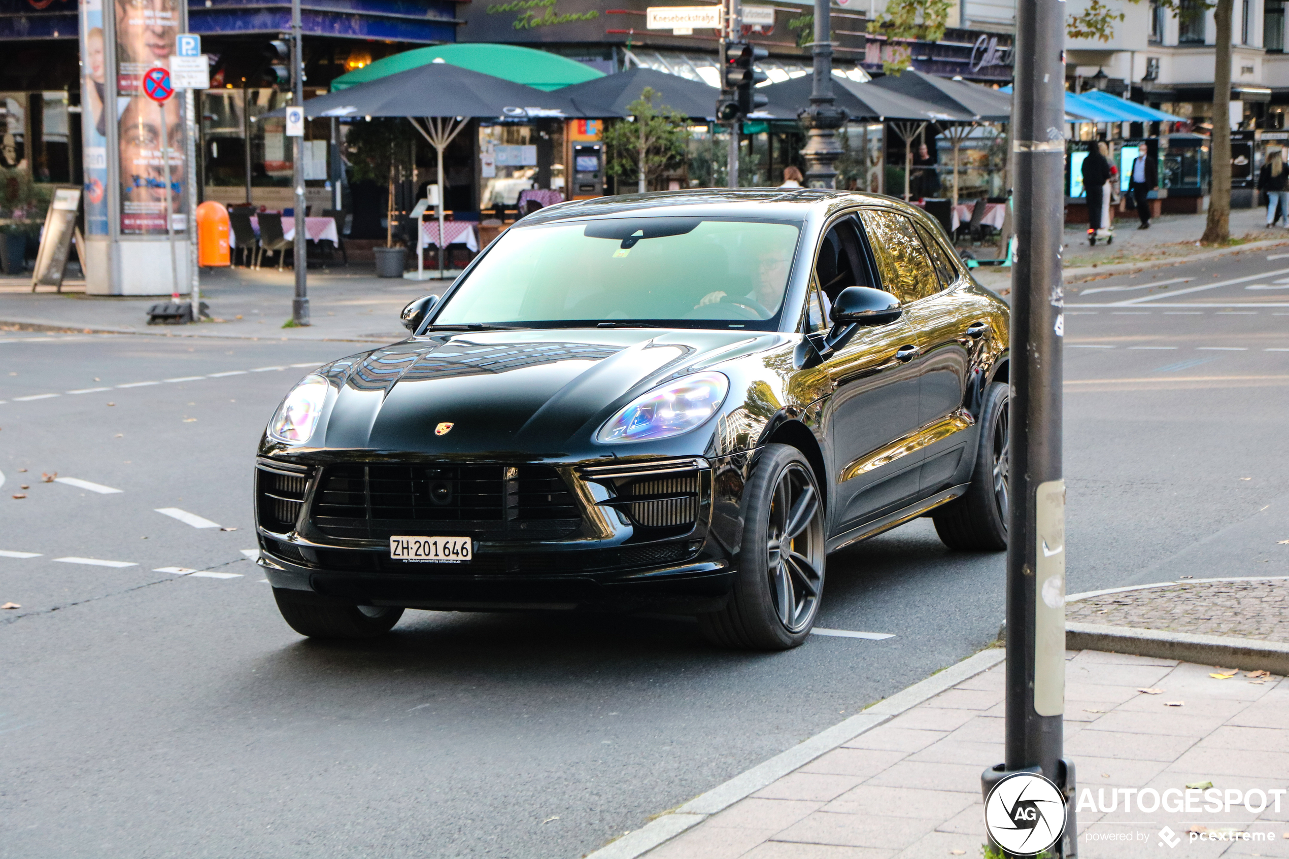 Porsche 95B Macan Turbo MkII