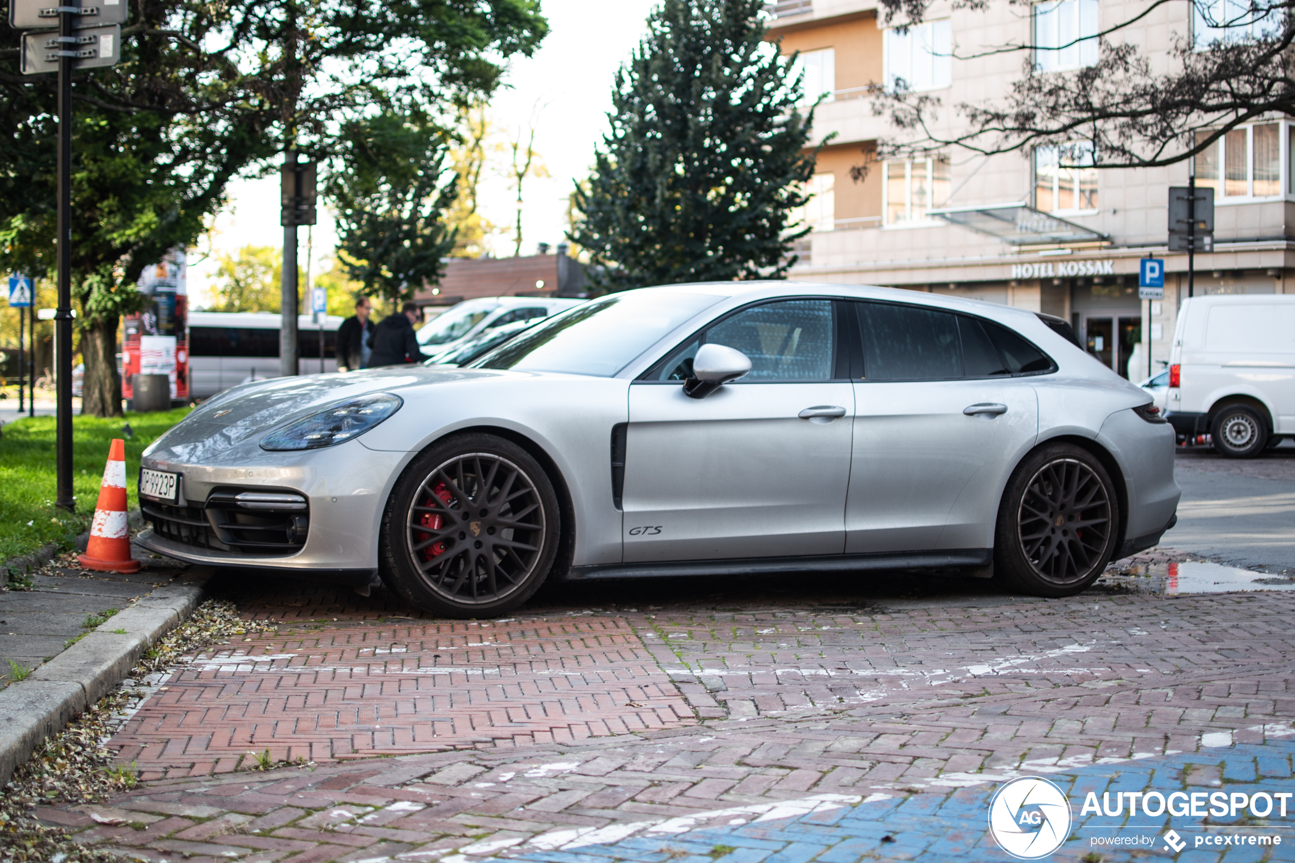 Porsche 971 Panamera GTS Sport Turismo