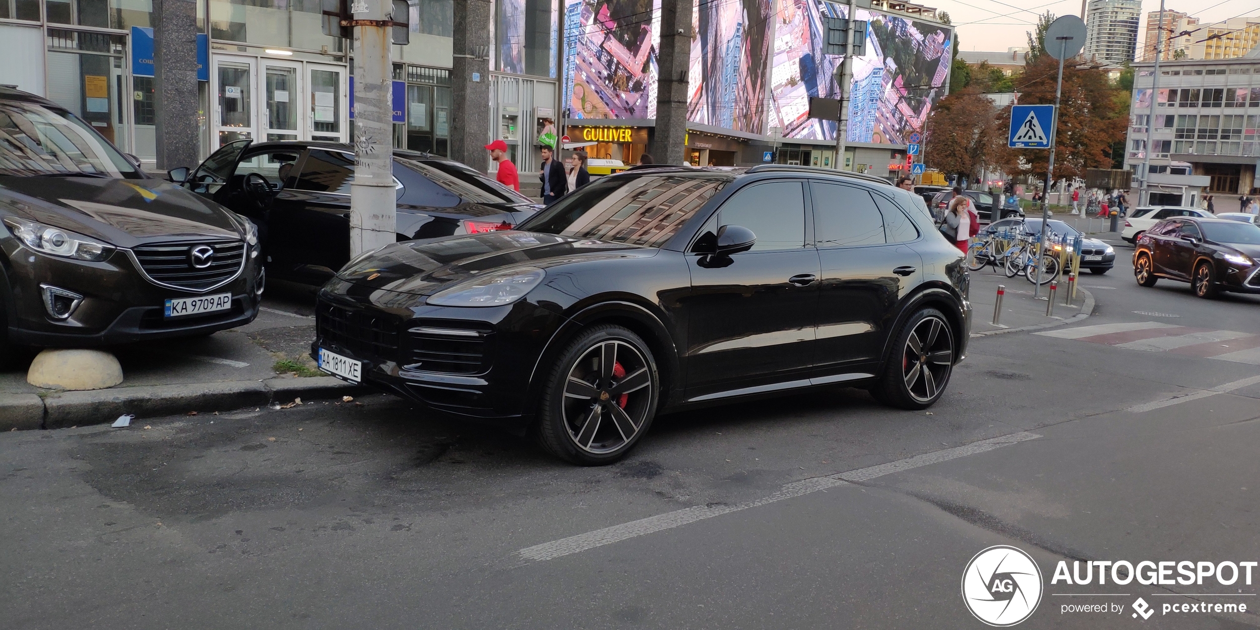 Porsche 9YA Cayenne GTS