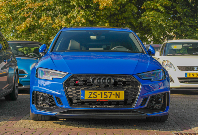 Audi RS4 Avant B9