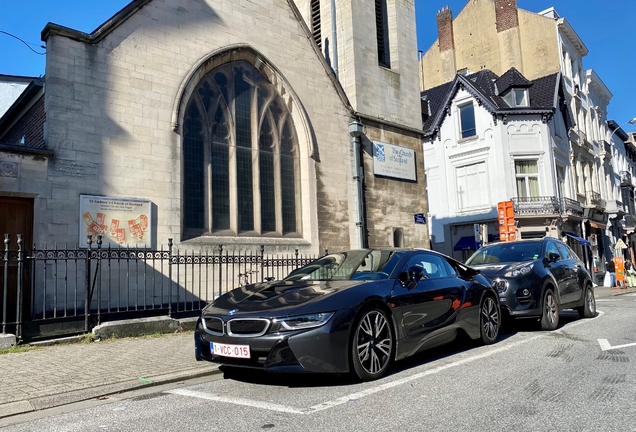 BMW i8