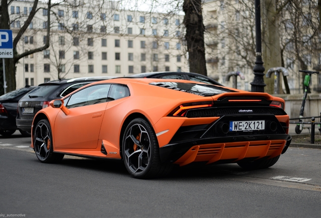 Lamborghini Huracán LP640-4 EVO