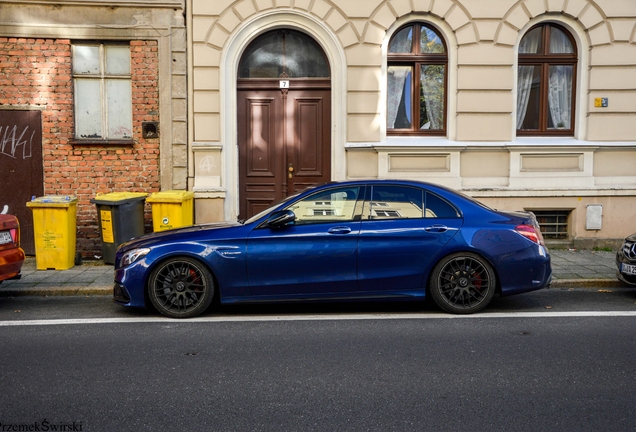 Mercedes-AMG C 63 S W205