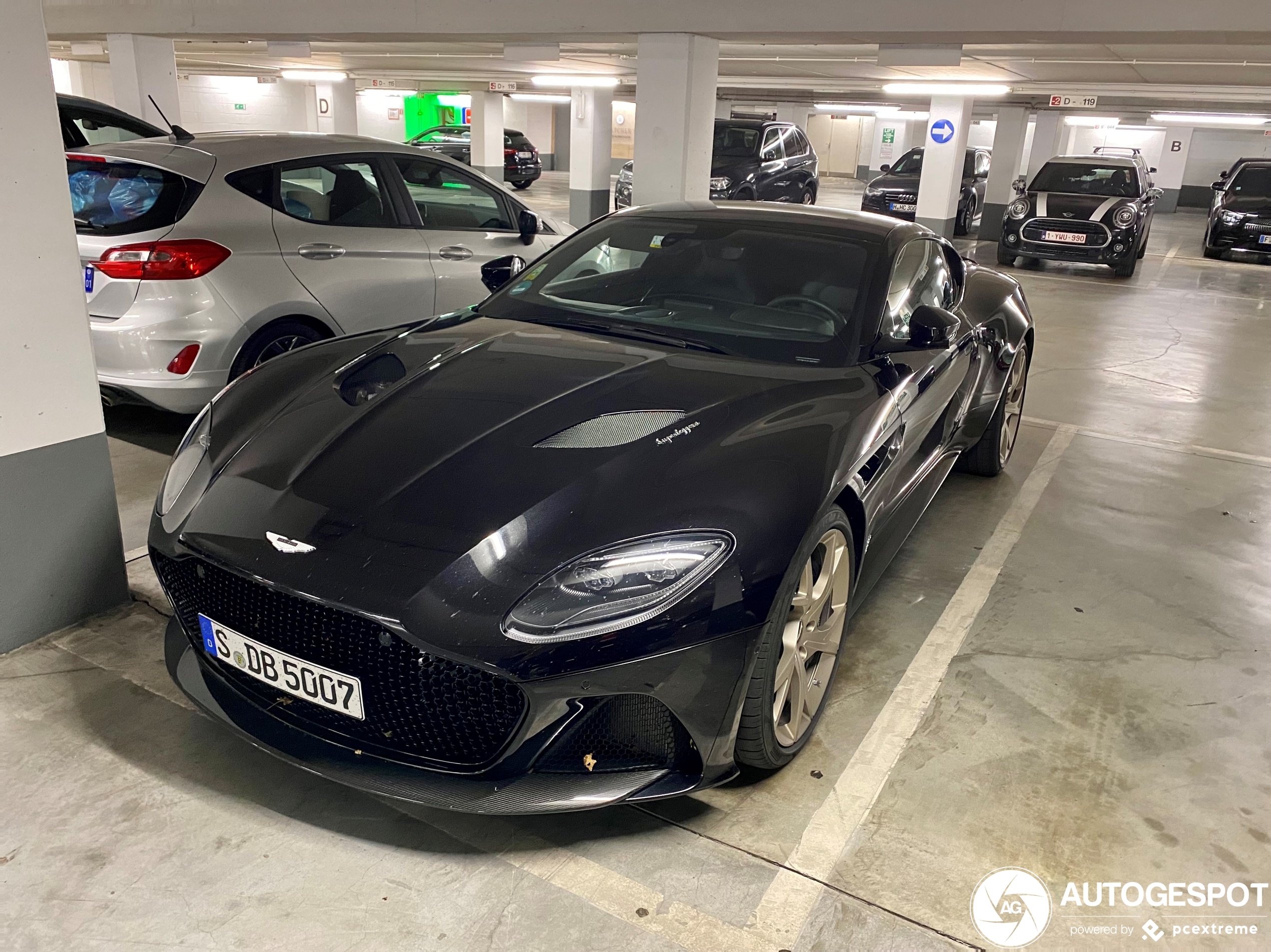 Aston Martin DBS Superleggera