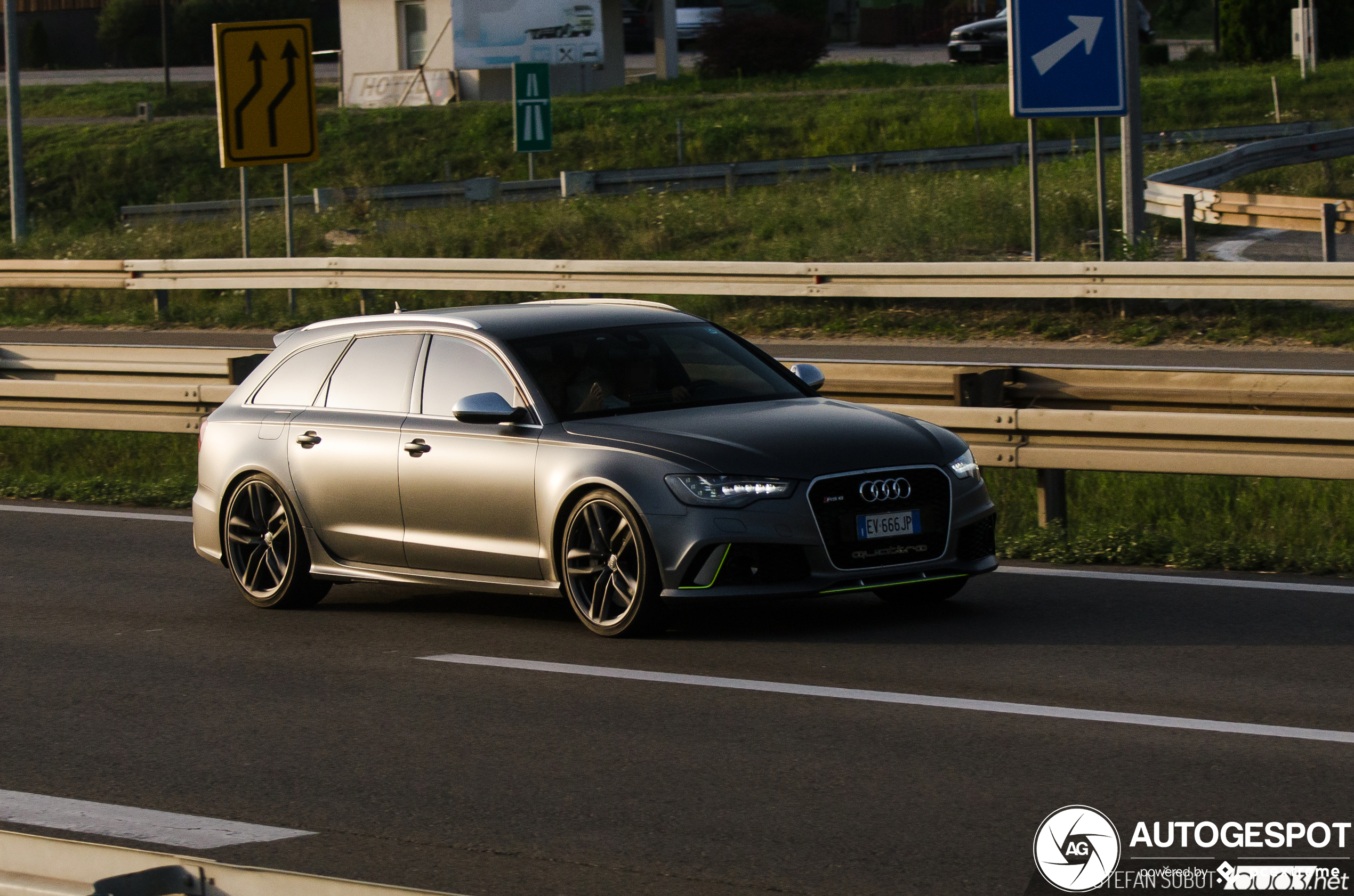 Audi RS6 Avant C7