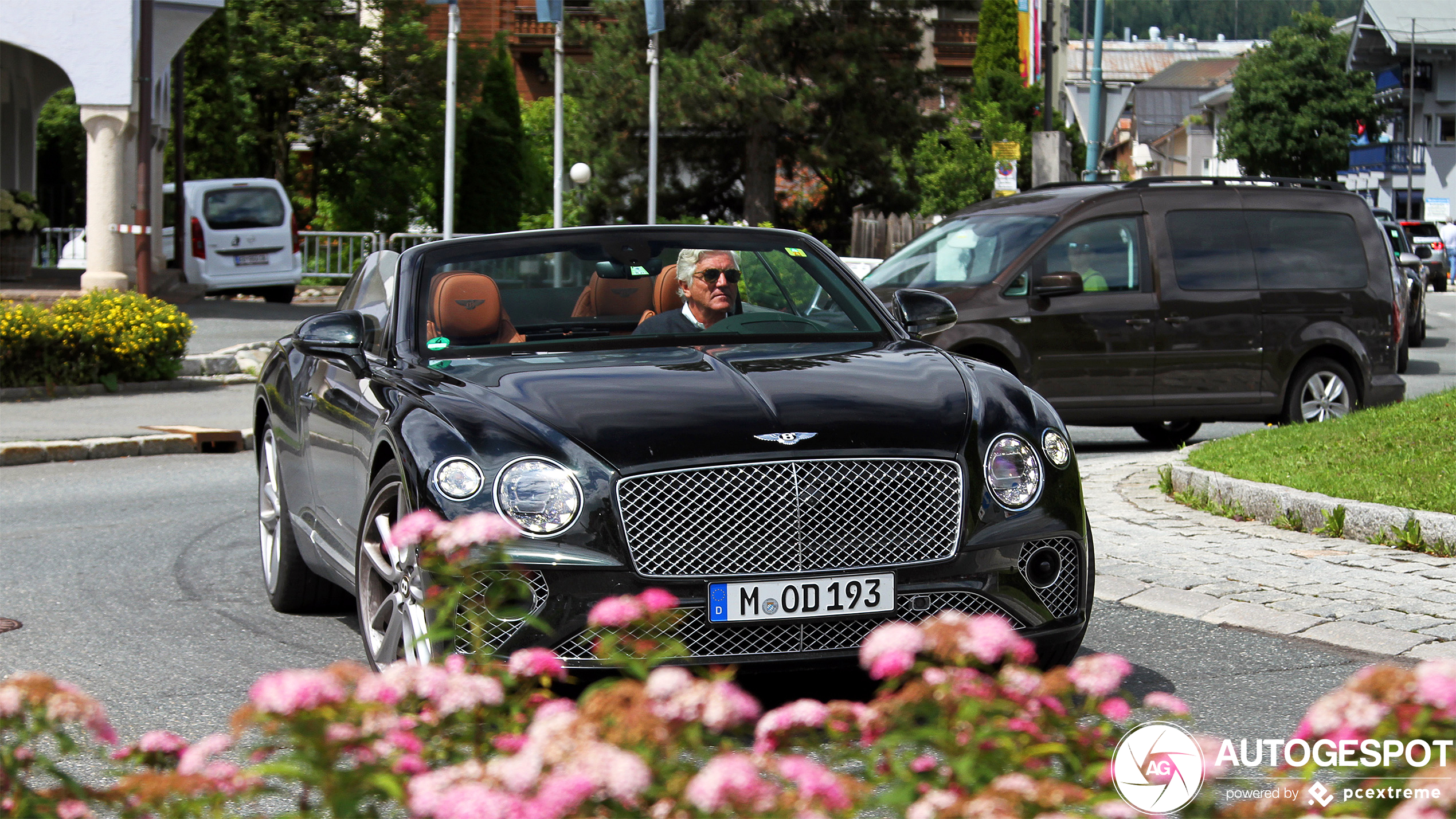 Bentley Continental GTC 2019