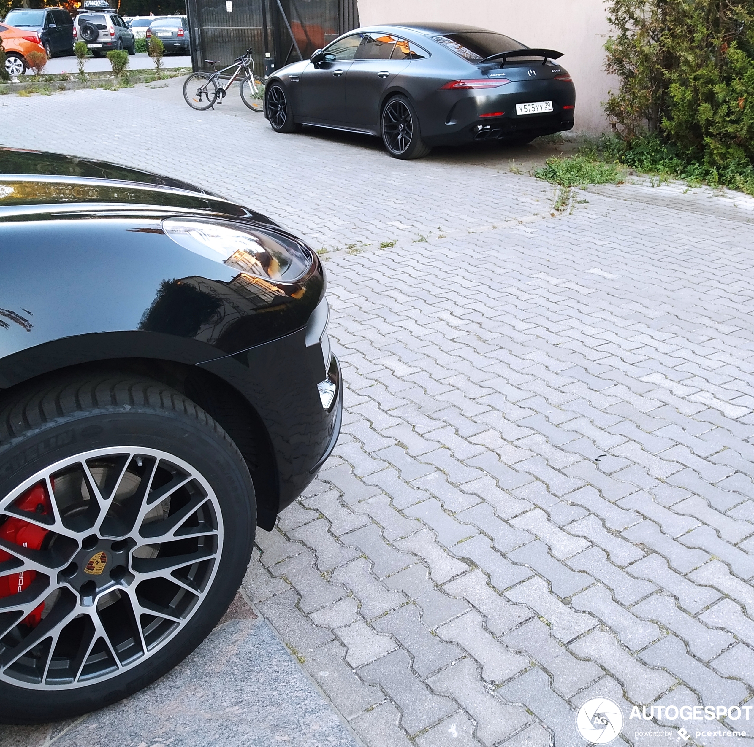 Mercedes-AMG GT 63 S X290