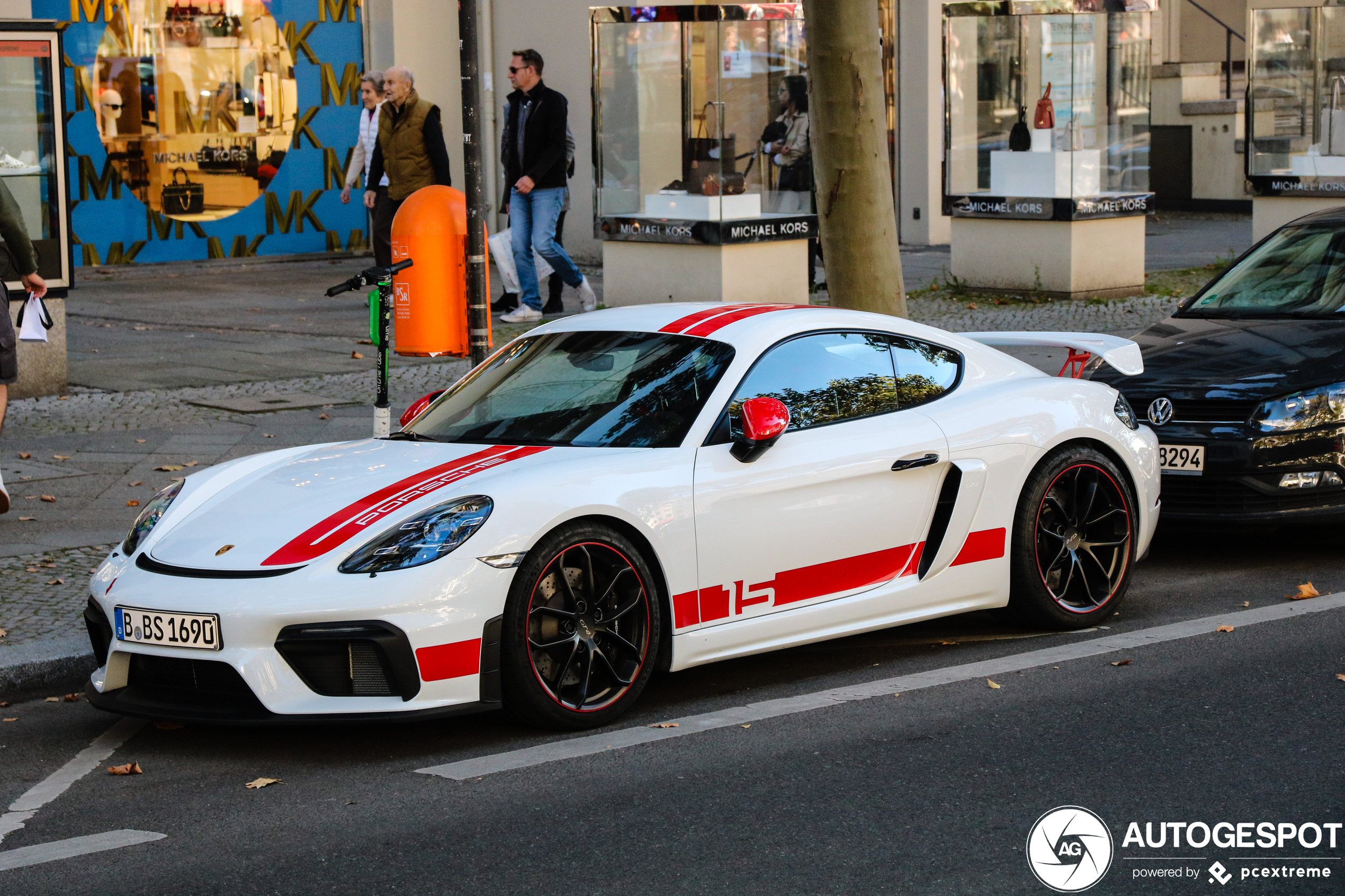 Porsche 718 Cayman GT4 Sports Cup Edition