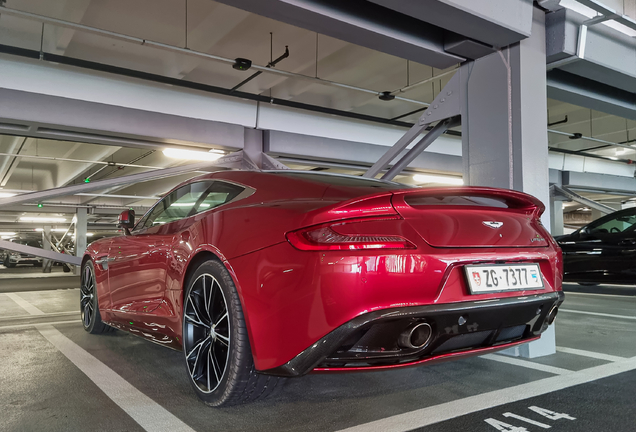 Aston Martin Vanquish 2013