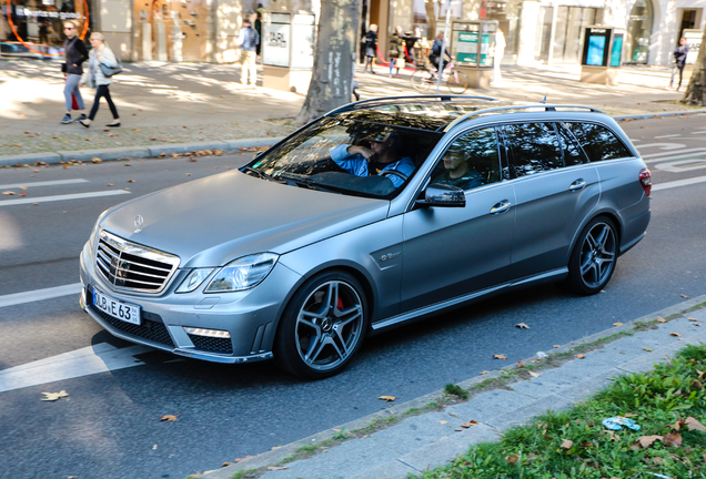 Mercedes-Benz E 63 AMG S212