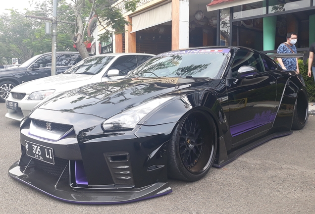 Nissan GT-R Aimgain