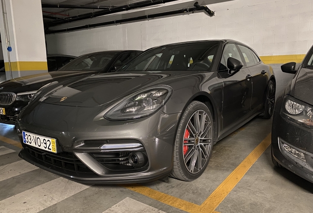 Porsche 971 Panamera Turbo Sport Turismo