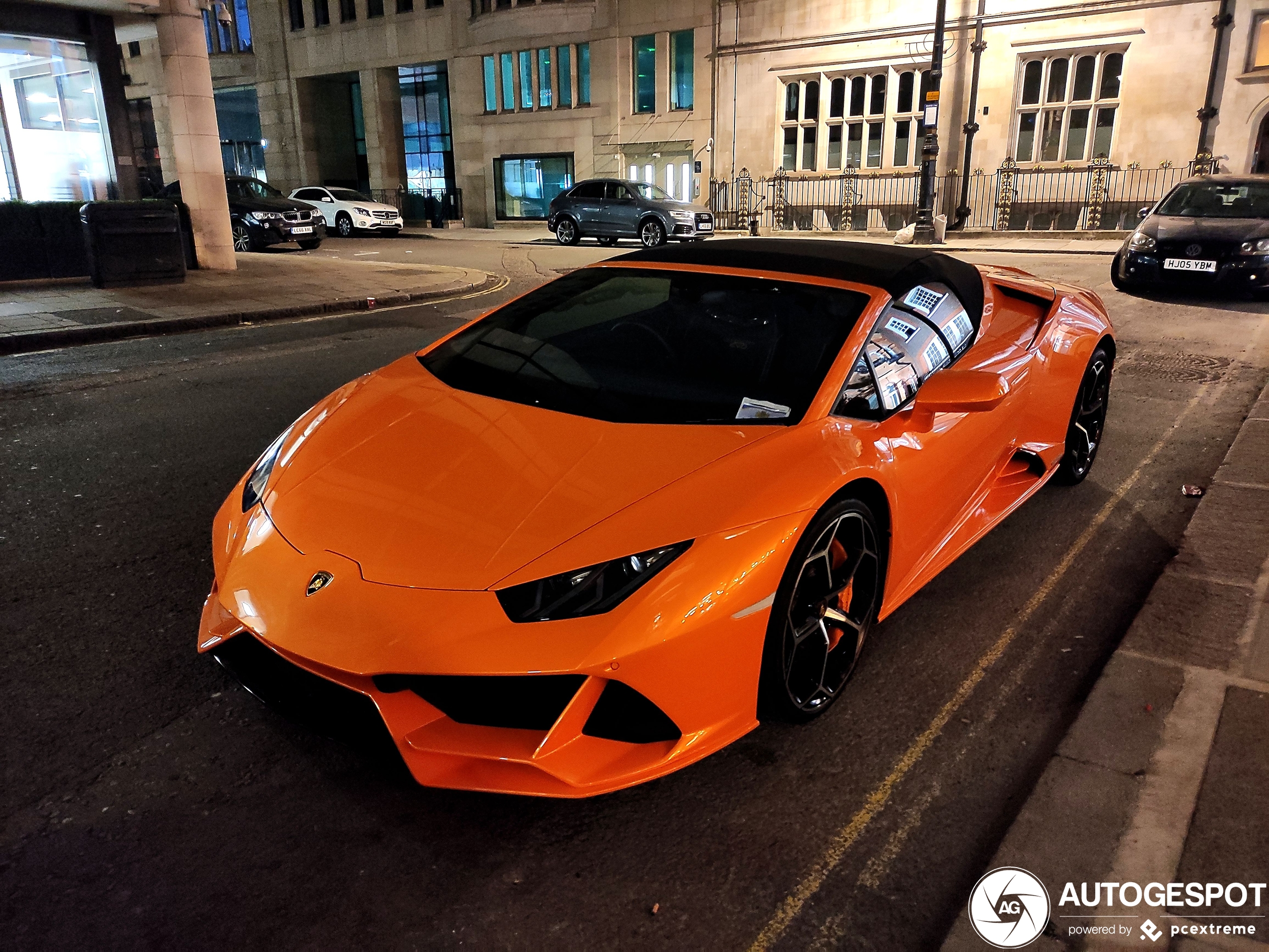 Lamborghini Huracán LP640-4 EVO Spyder