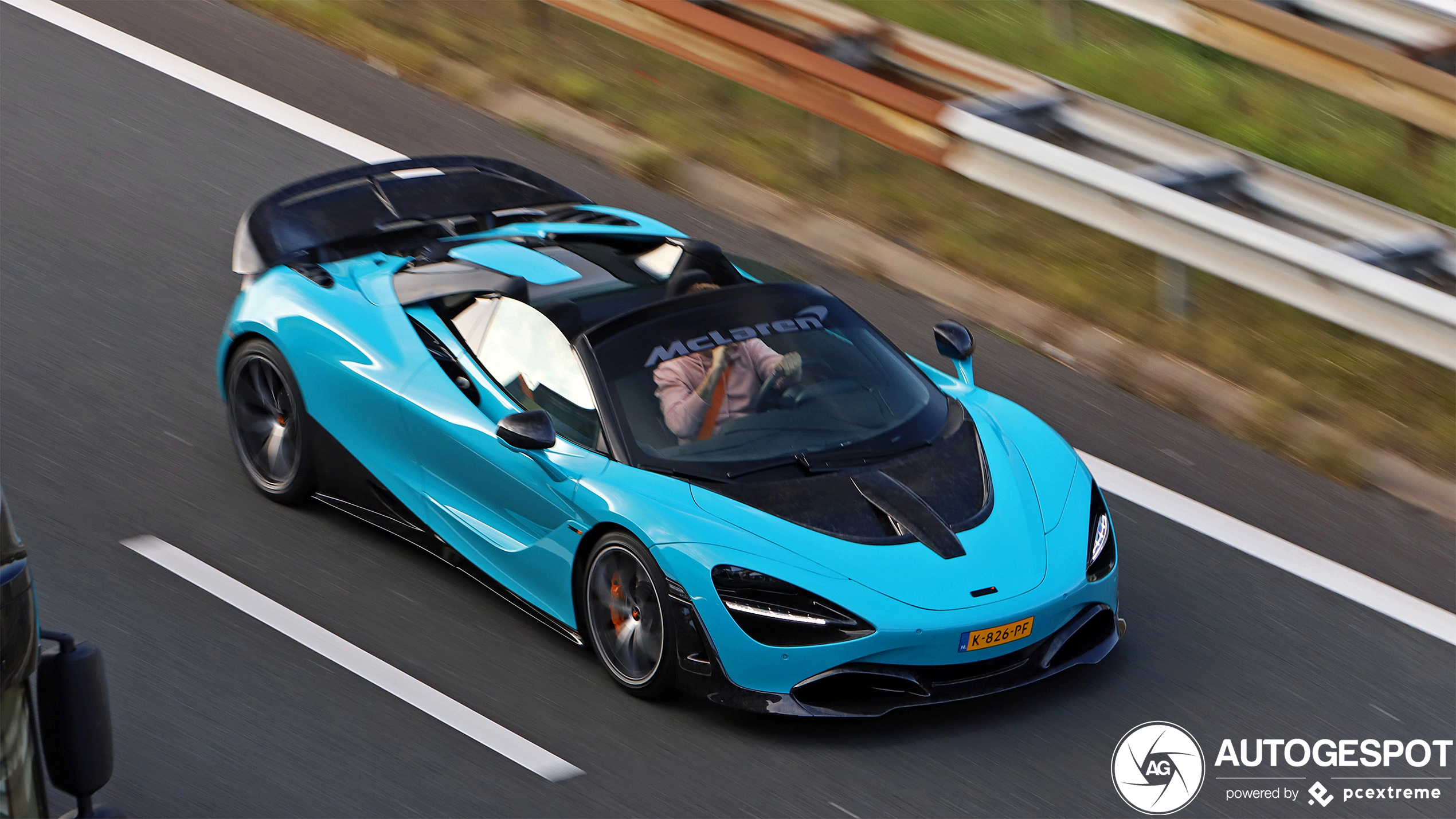 McLaren 720S Spider Novitec