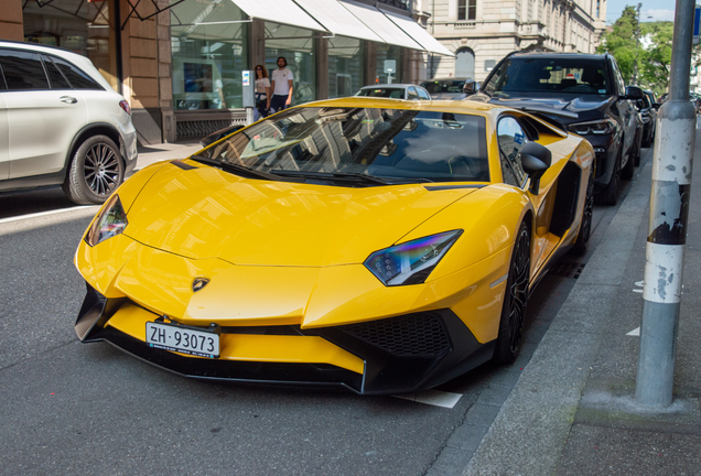 Lamborghini Aventador LP750-4 SuperVeloce