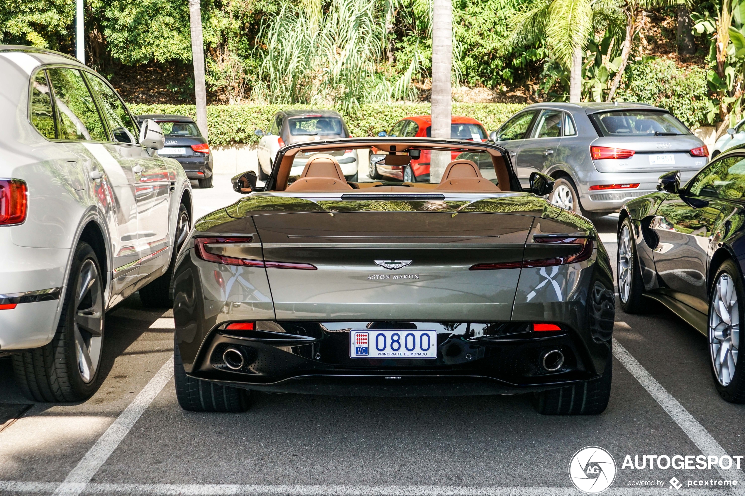 Aston Martin DB11 V8 Volante