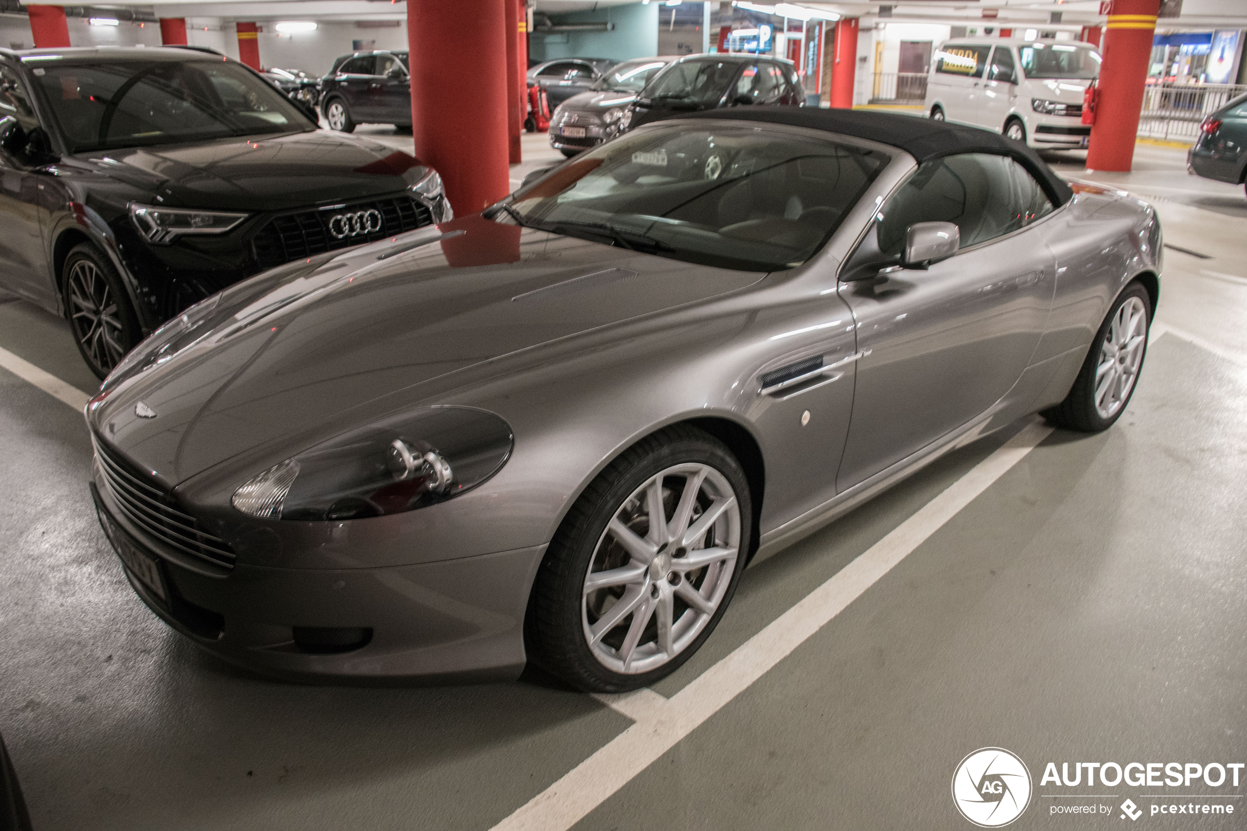 Aston Martin DB9 Volante