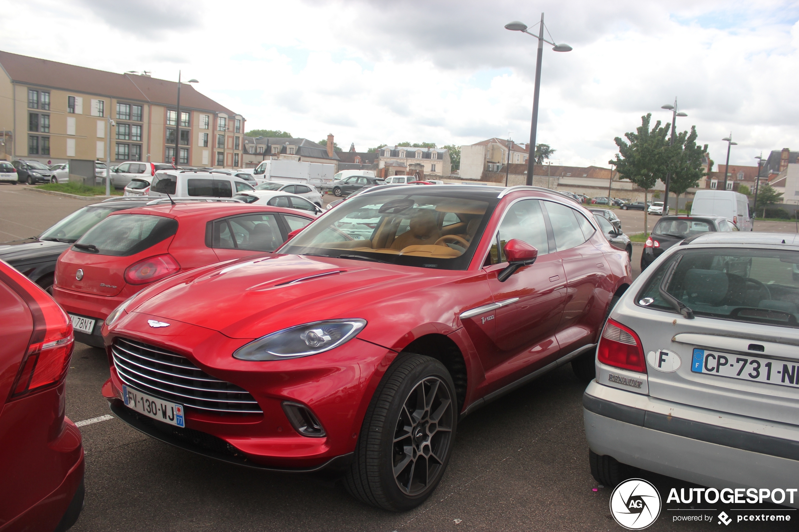 Aston Martin DBX