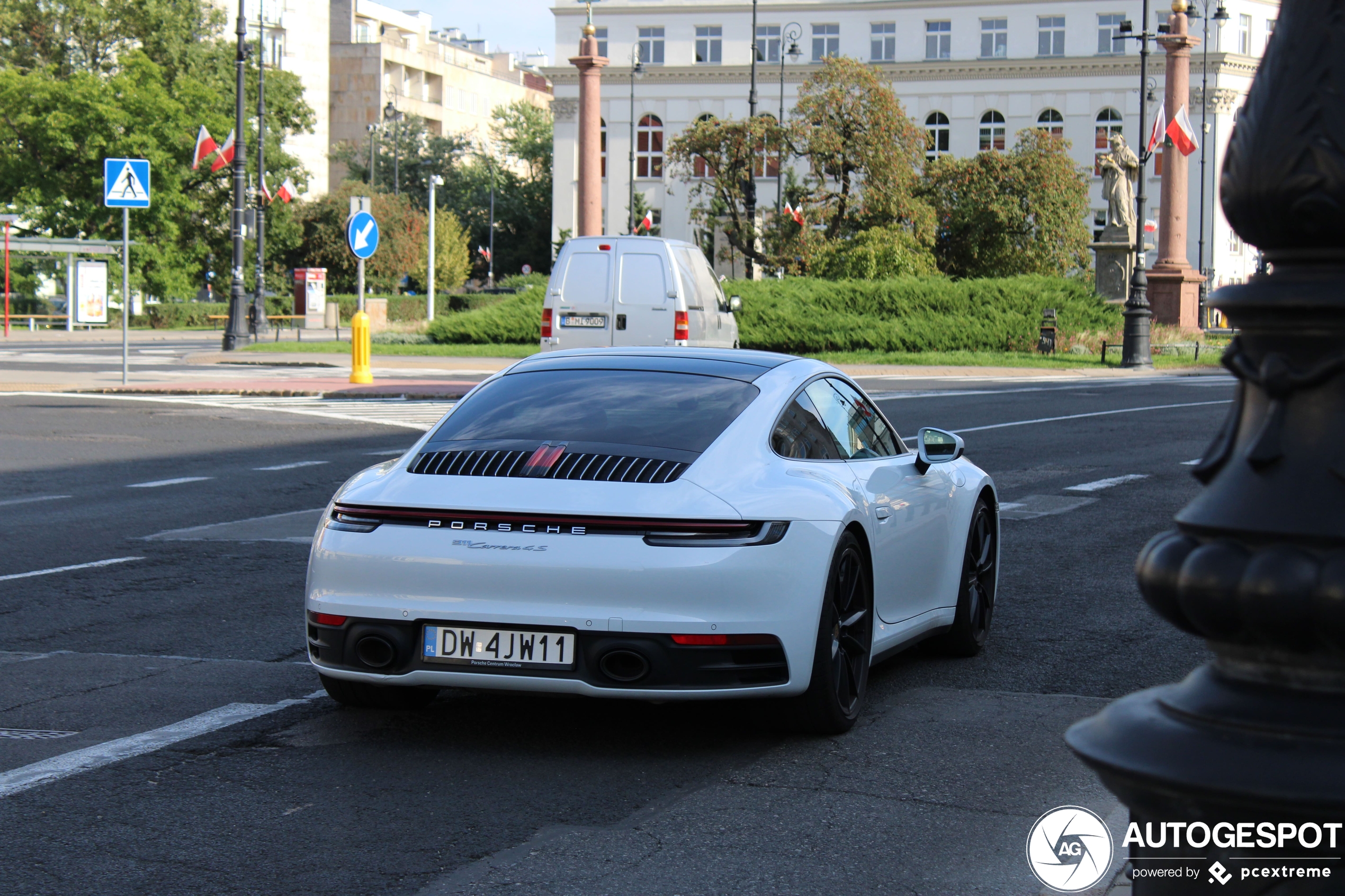 Porsche 992 Carrera 4S