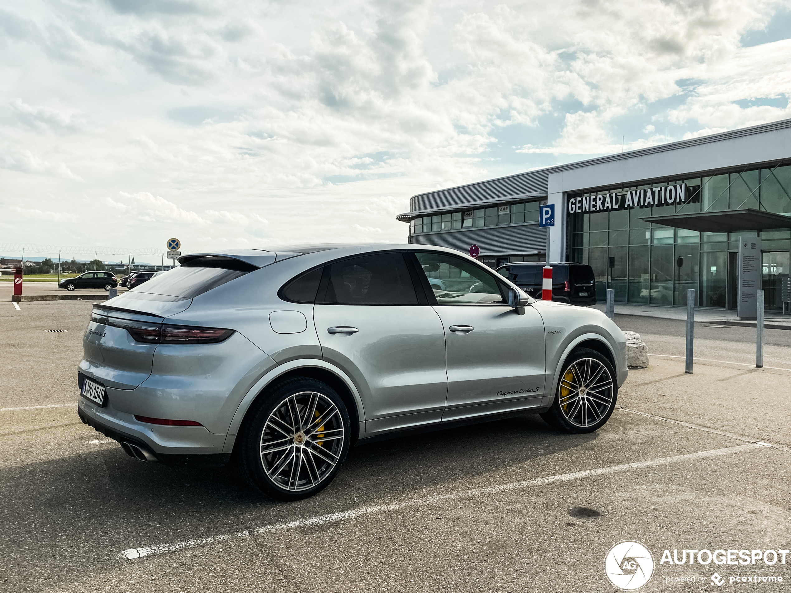 Porsche Cayenne Coupé Turbo S E-Hybrid