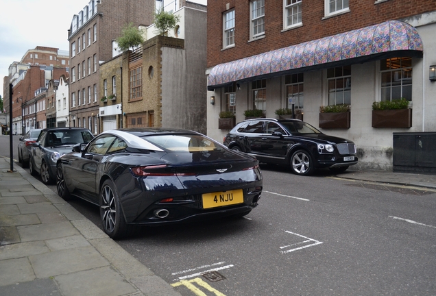 Aston Martin DB11