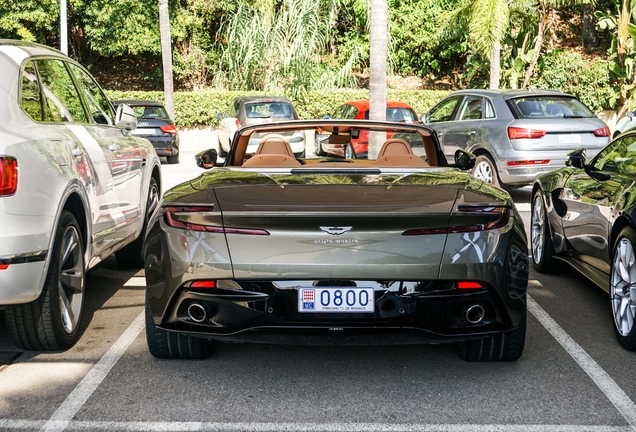 Aston Martin DB11 V8 Volante