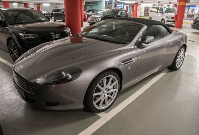 Aston Martin DB9 Volante