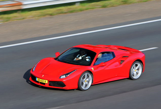 Ferrari 488 Spider