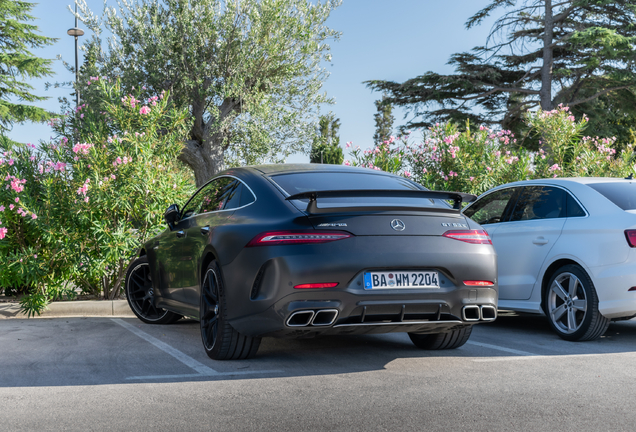 Mercedes-AMG GT 63 S X290