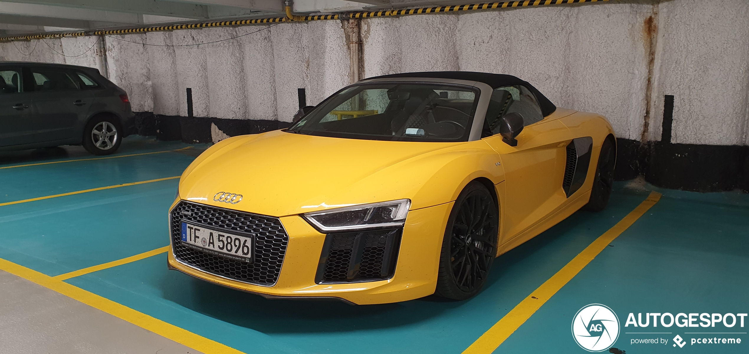 Audi R8 V10 Spyder 2016