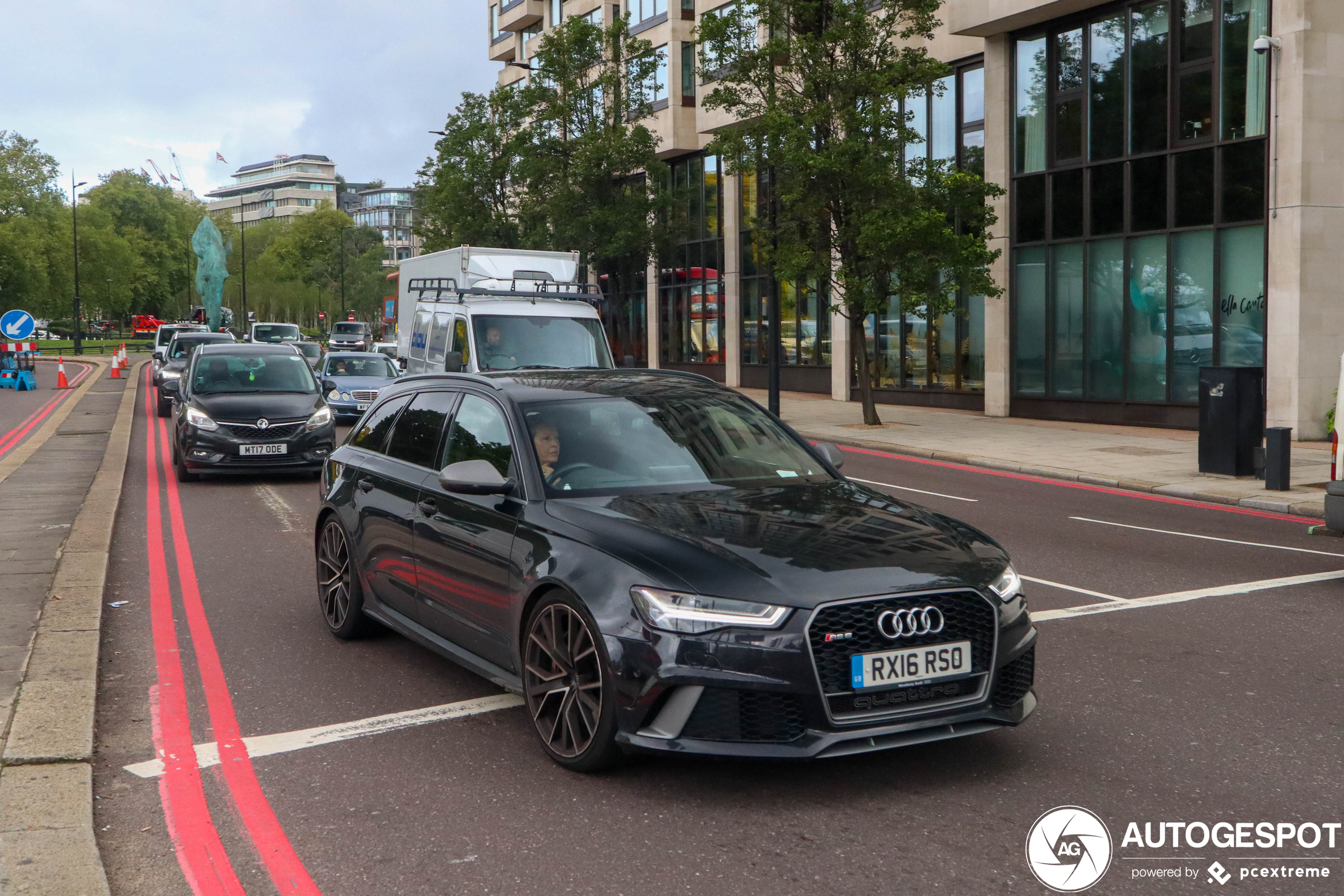 Audi RS6 Avant C7 2015