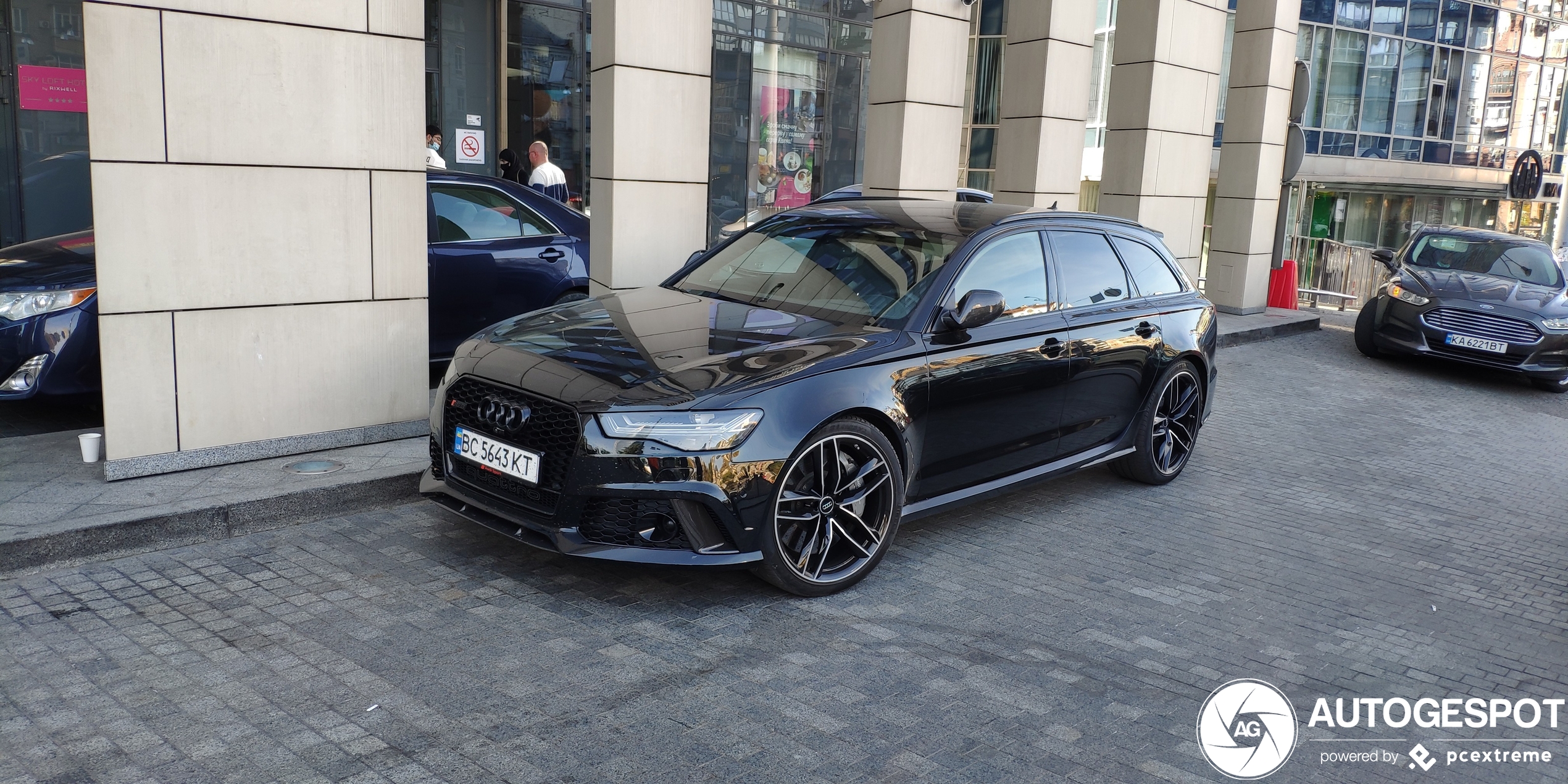 Audi RS6 Avant C7 2015