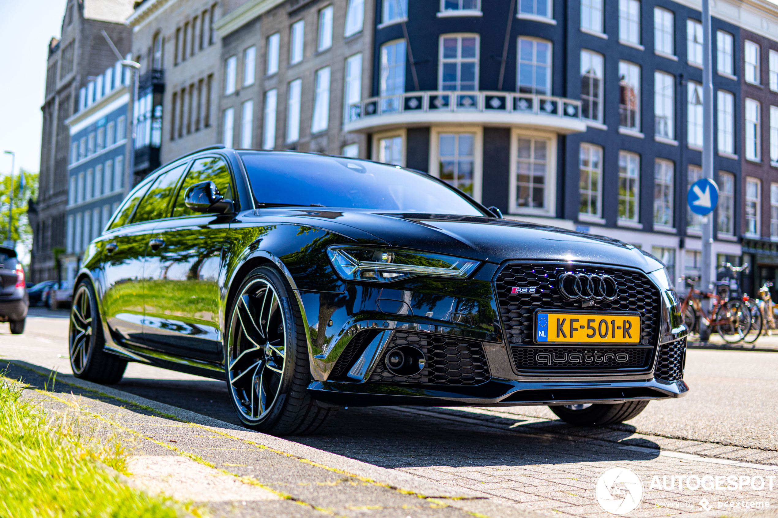 Audi RS6 Avant C7 2015