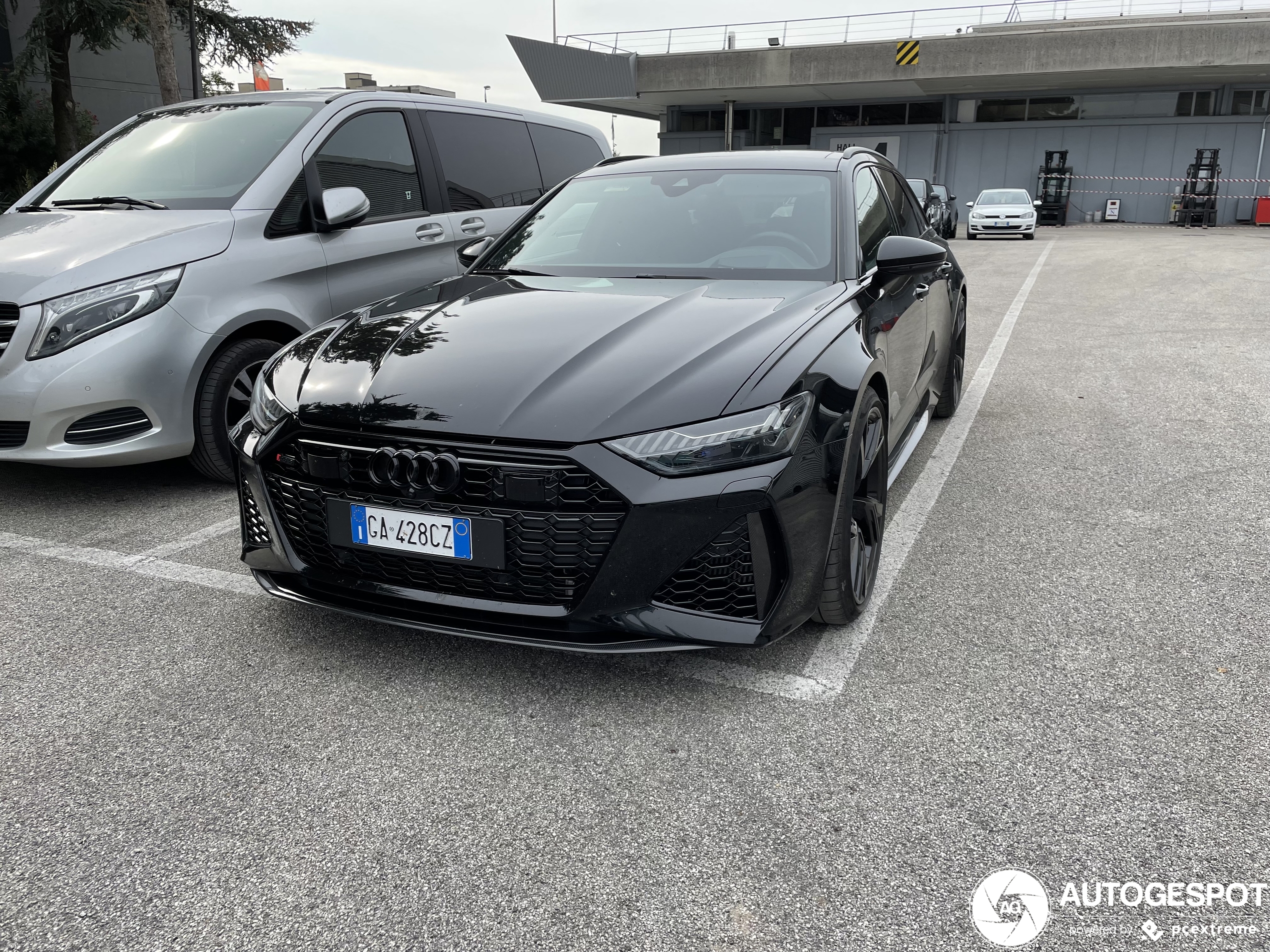 Audi RS6 Avant C8