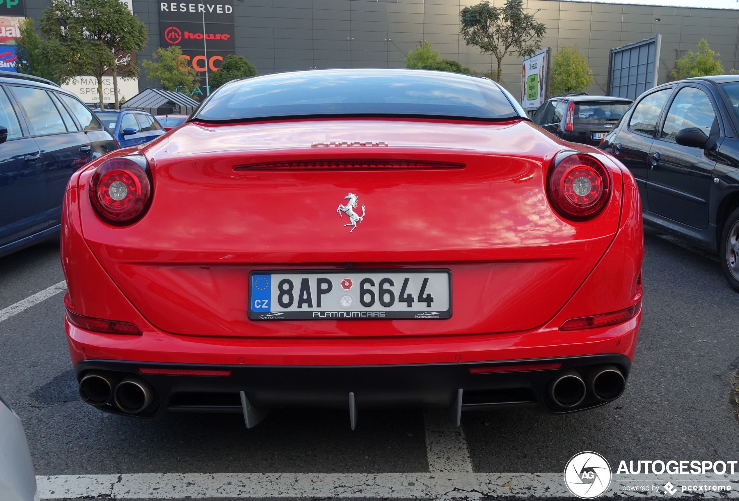 Ferrari California T