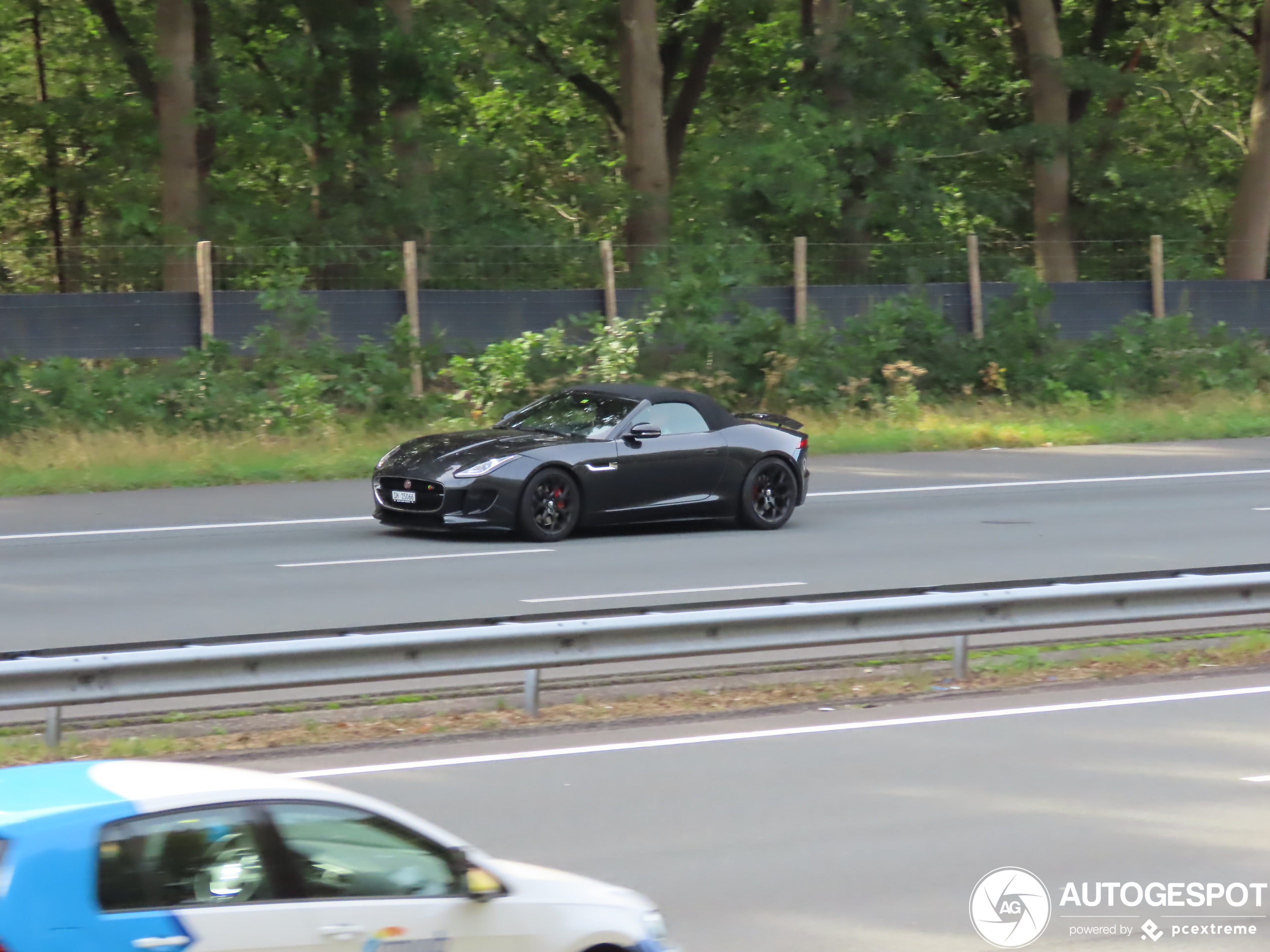 Jaguar F-TYPE S Convertible