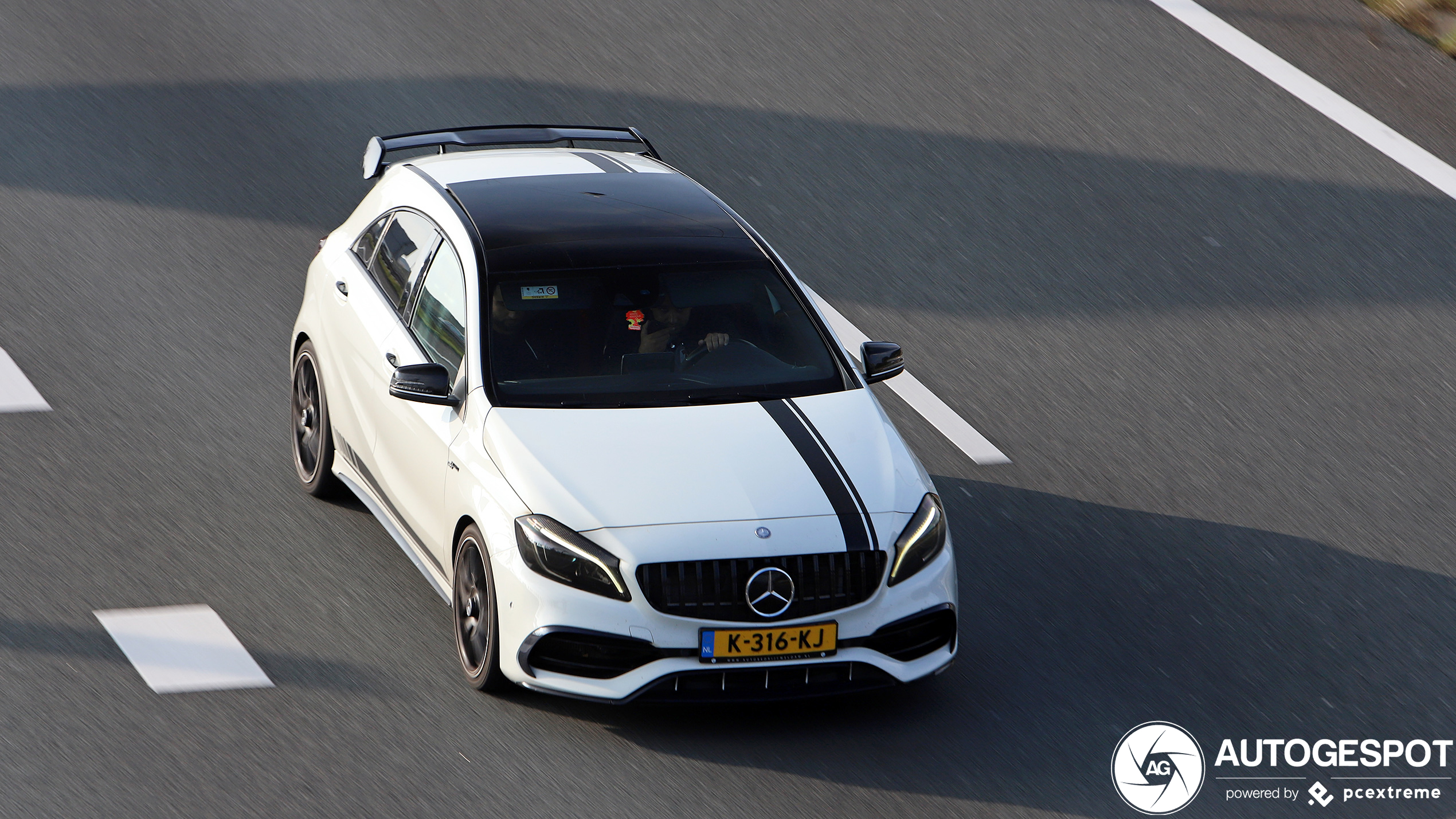 Mercedes-AMG A 45 W176 2015