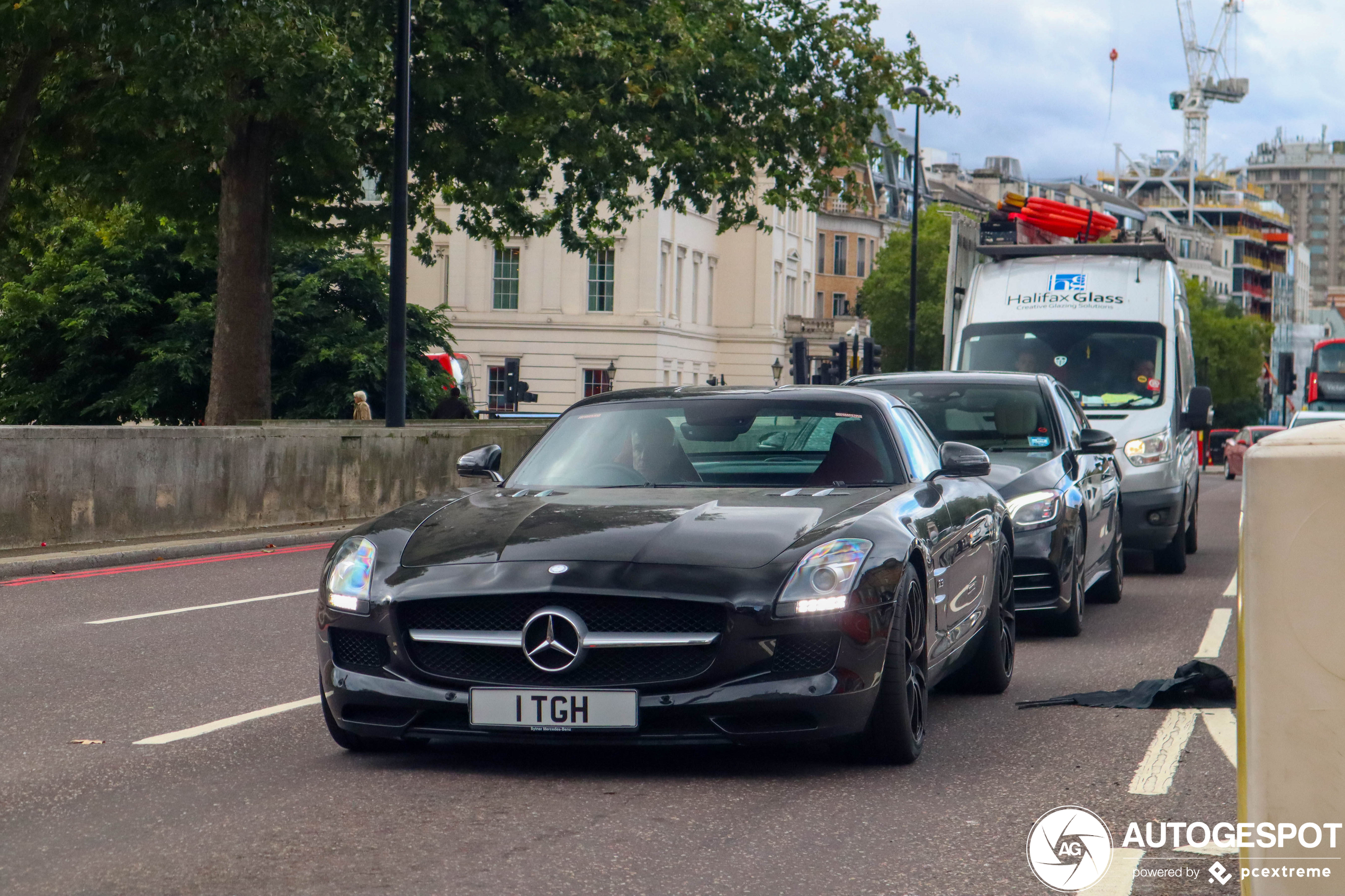 Mercedes-Benz SLS AMG