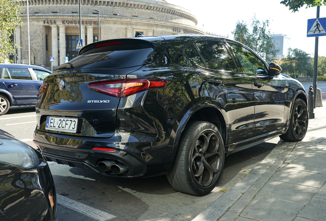 Alfa Romeo Stelvio Quadrifoglio