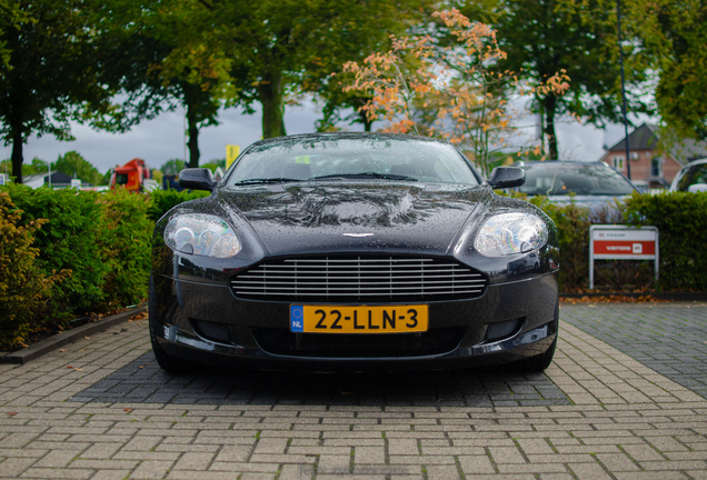 Aston Martin DB9