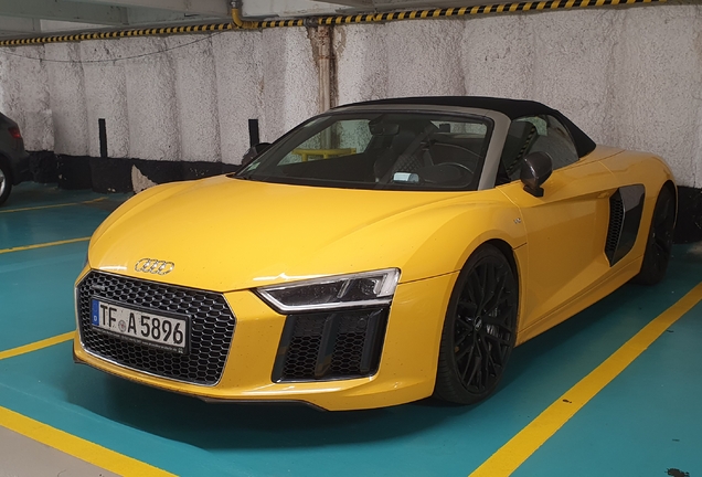 Audi R8 V10 Spyder 2016