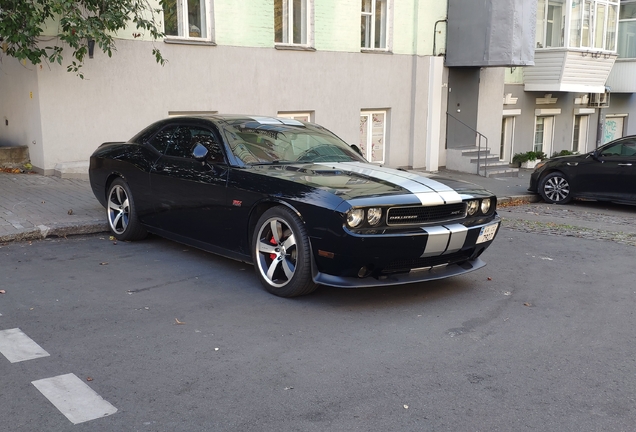 Dodge Challenger SRT-8 392