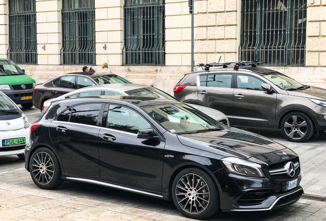 Mercedes-AMG A 45 W176 2015