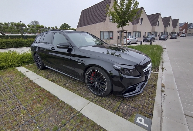 Mercedes-AMG C 63 S Estate S205