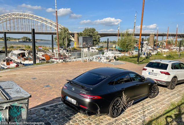 Mercedes-AMG GT 63 S X290