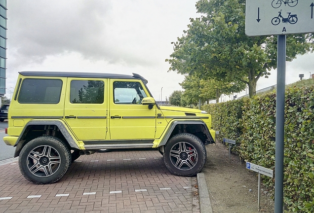 Mercedes-Benz G 500 4X4²