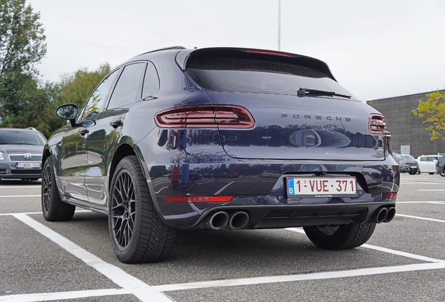 Porsche 95B Macan GTS