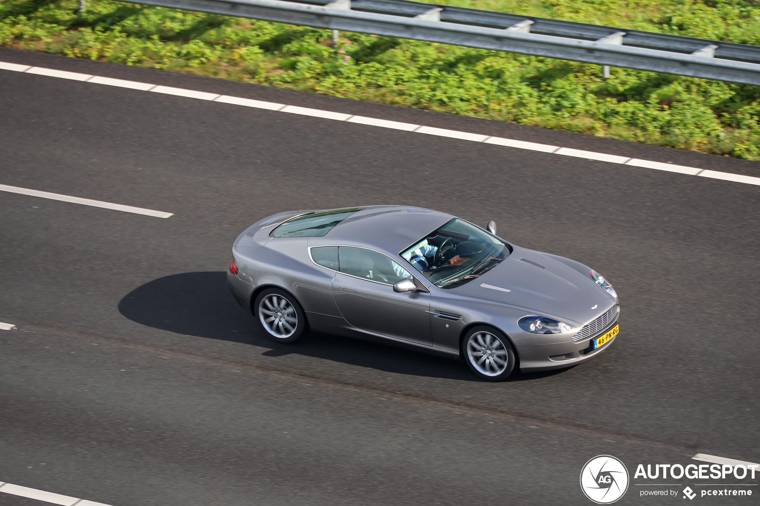 Aston Martin DB9