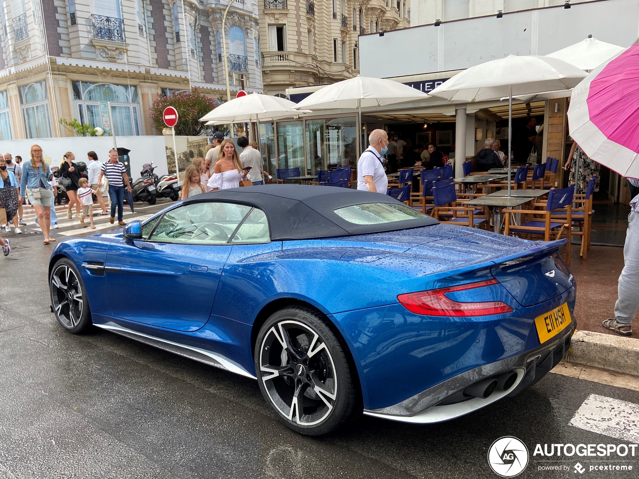 Aston Martin Vanquish S Volante 2017