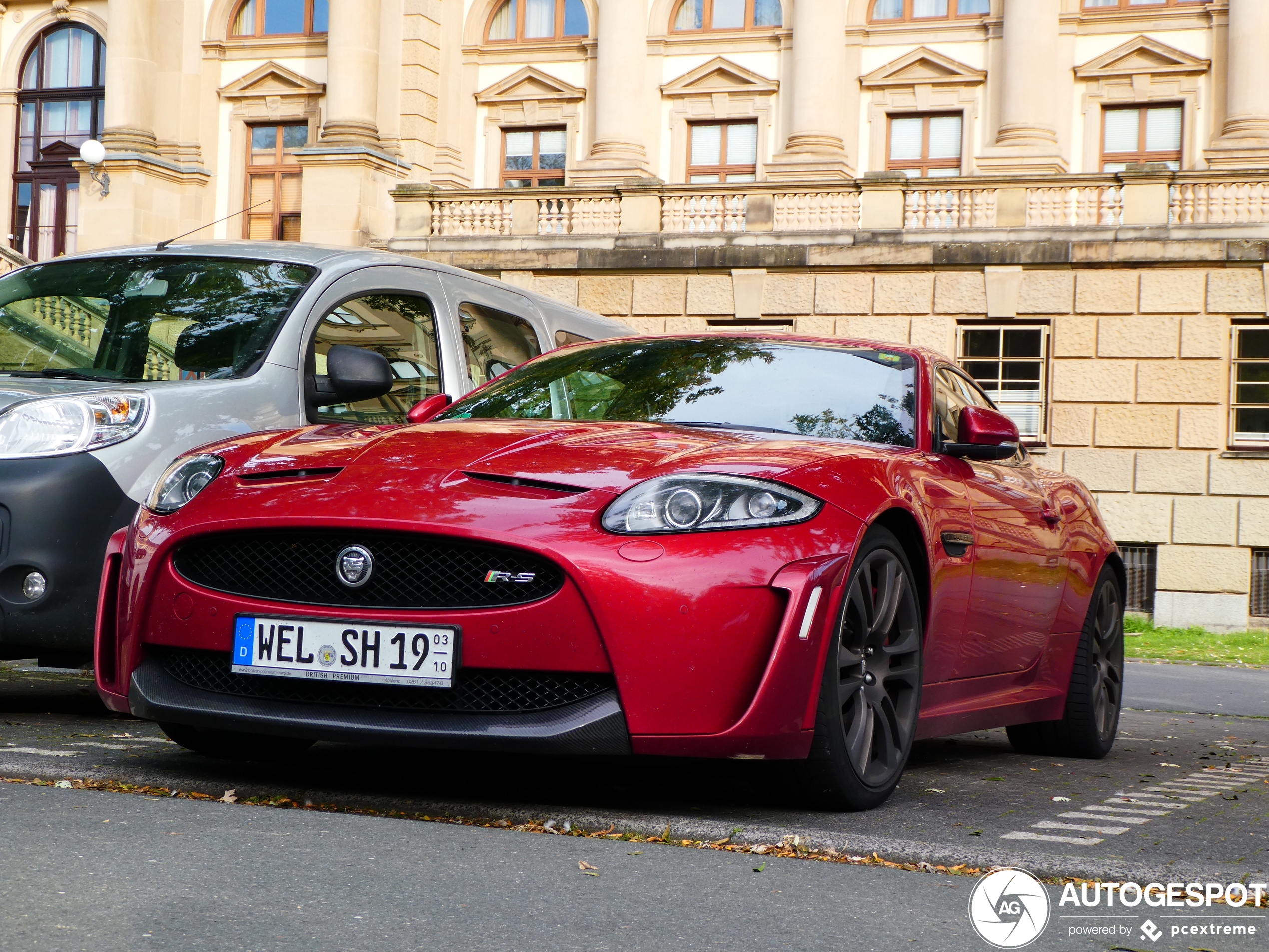 Jaguar XKR-S 2012